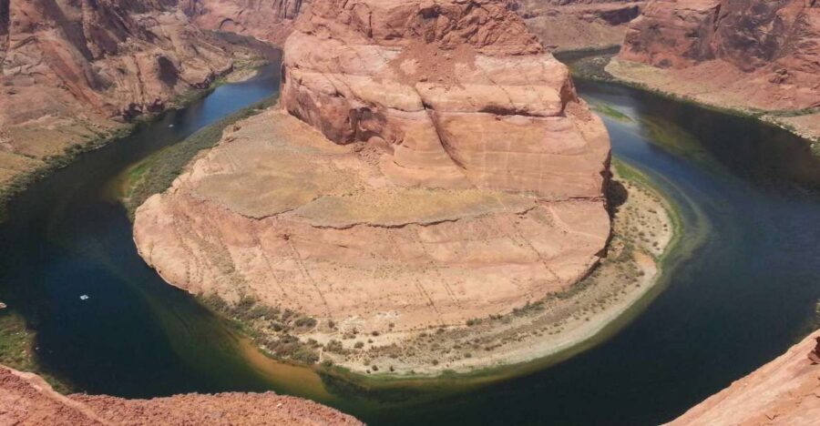 From Las Vegas: 3-Day Zion Grand Canyon Monument Valley Tour - The Hotel Reality Near Lake Powell: Comfortable Enough for a Busy Schedule