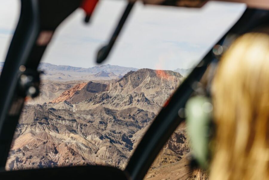 From Las Vegas: Grand Canyon Helicopter Tour with Champagne - The extinct volcano stretch: a quiet lesson in how this region was made