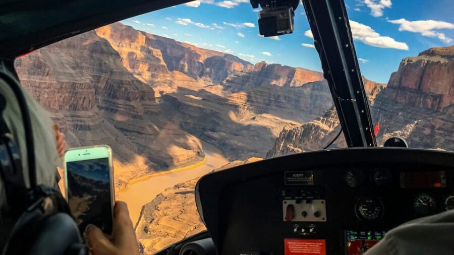 From Las Vegas: Grand Canyon West Rim Helicopter Tour - Boarding From a VIP Heliport Off the Strip