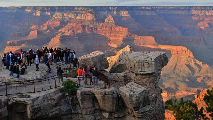 From Phoenix/Scottsdale: Day Tour to Sedona and Grand Canyon - Bell Rock Vista: that iconic dome shape in plain sight