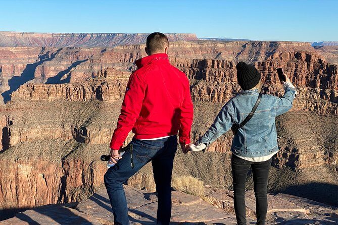Grand Canyon + Hoover Dam View + WiFi (Skywalk/lunch options) - Grand Canyon West Rim: 4 hours that feel like a complete visit