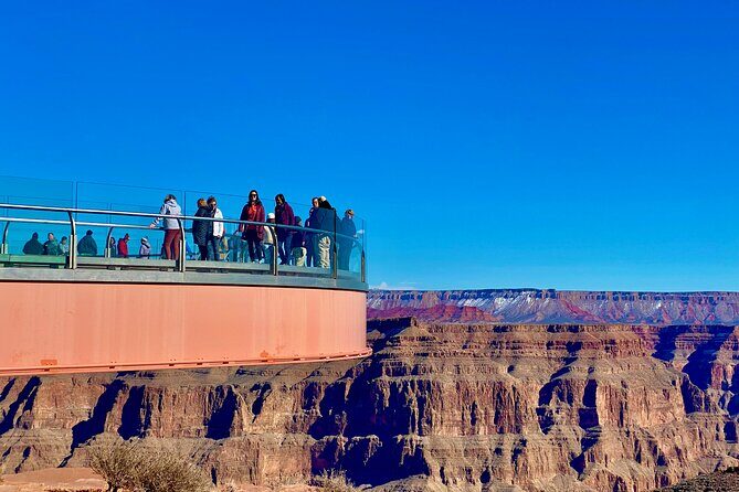 Grand Canyon + Hoover Dam View + WiFi (Skywalk/lunch options) - The early start, the Treasure Island pickup, and why it matters