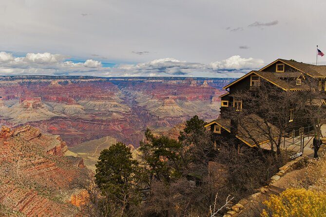 Grand Canyon South & East Rim: Driving & Walking Audio Tour - Bright Angel Trail Views at Trailview Overlook