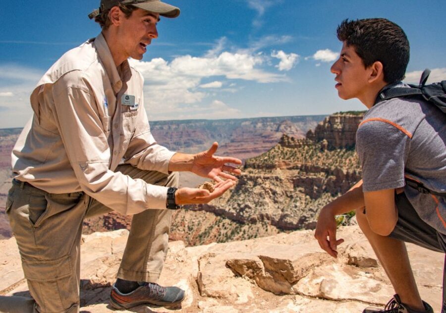 Grand Canyon Village: Grand Canyon National Park Jeep Tour - The practical rhythm: stops, photo breaks, and timing