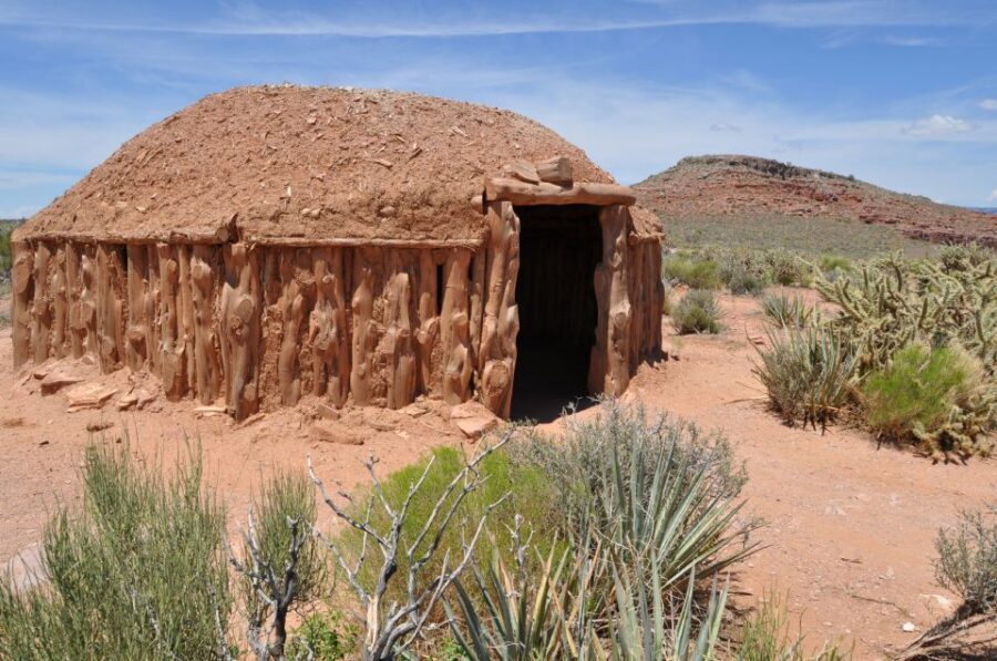 Grand Canyon West 5-in-1 Tour with Rim Lunch From Las Vegas - Hualapai Ranch: dwellings, stories, and handmade crafts time