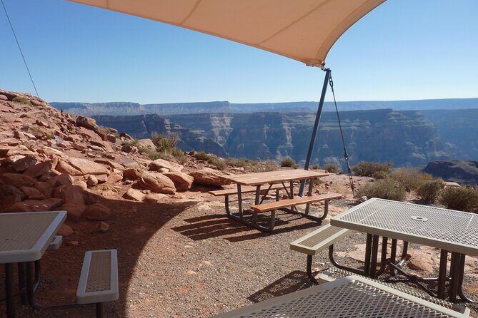 Grand Canyon West Rim Day Trip by Helicopter from Las Vegas - The Return Flight: Las Vegas from the Air