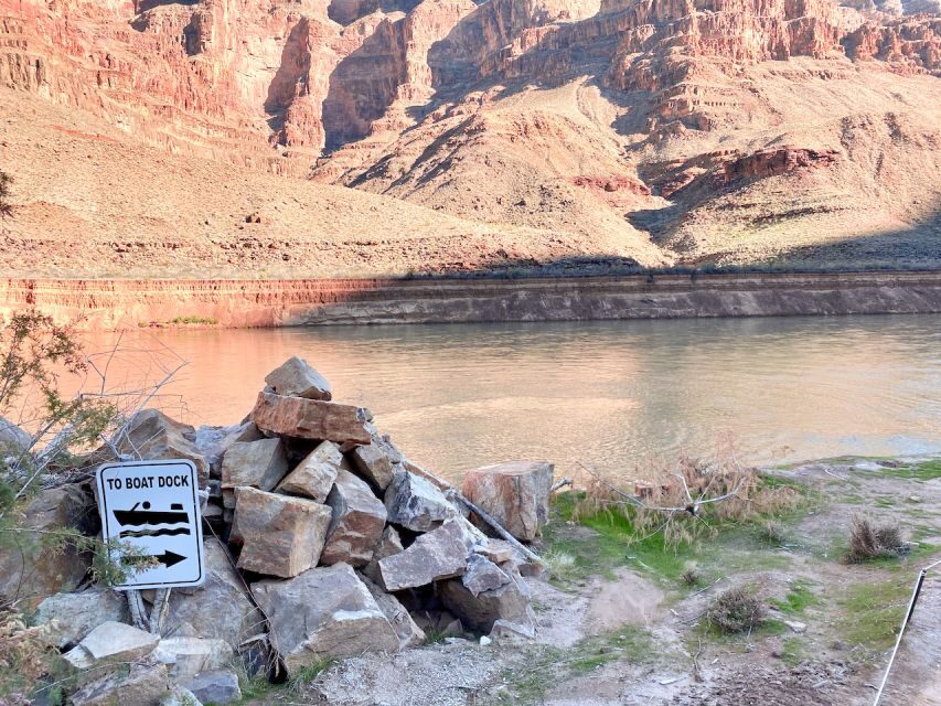 Las Vegas: Grand Canyon Helicopter Ride, Boat Tour & Skywalk - Should you book this VIP Grand Canyon West Helicopter, Boat & Skywalk?
