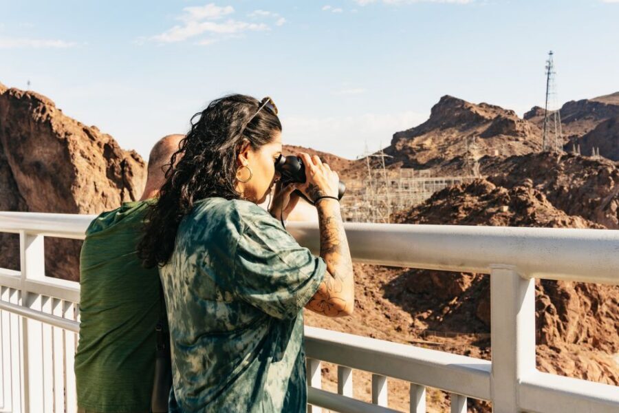 Las Vegas: Grand Canyon, Hoover Dam & Seven Magic Mountains - Seven Magic Mountains and the Welcome Sign: Big Photos, Zero Guesswork