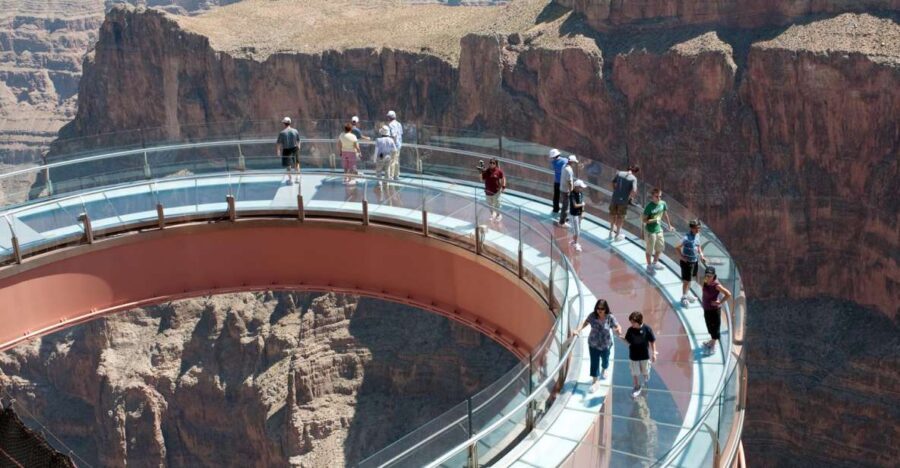 Las Vegas: Grand Canyon West Bus Tour with Guided Walk - Comfort, walking reality, and what to bring