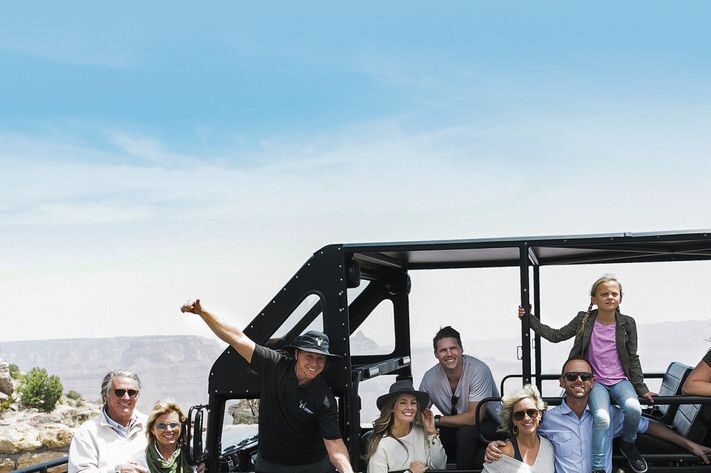 Las Vegas: Roundtrip Flight to Grand Canyon & Hummer Tour - Should You Book This Tour?