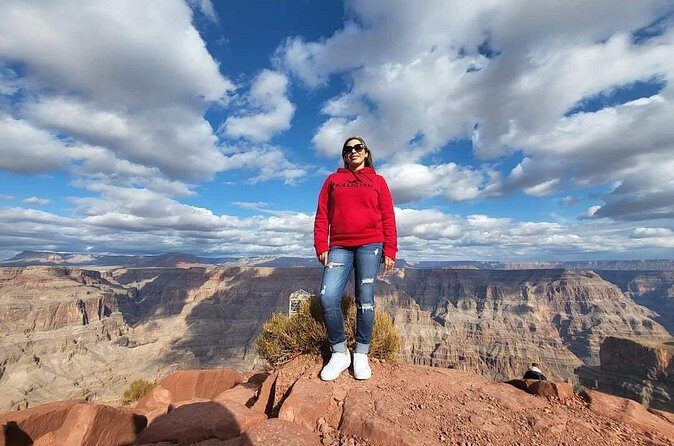 Spanish Grand Canyon Tour with Skywalk Access and Lunch - Timing: the 10-hour day and how to survive it