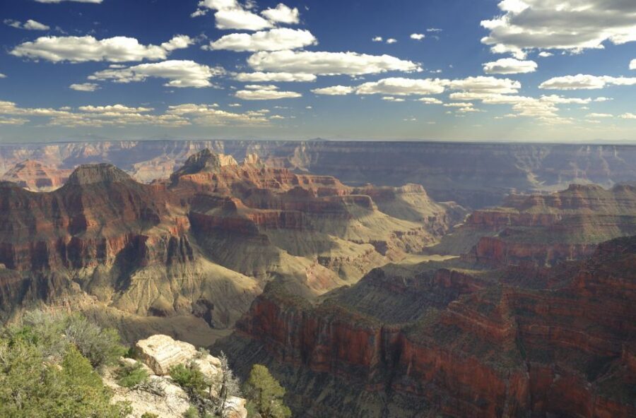 Tusayan: Grand Canyon Helicopter Ride with Optional Hummer - Why this helicopter timing gives you the best canyon angles